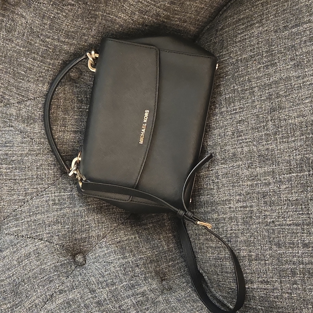 Black purse